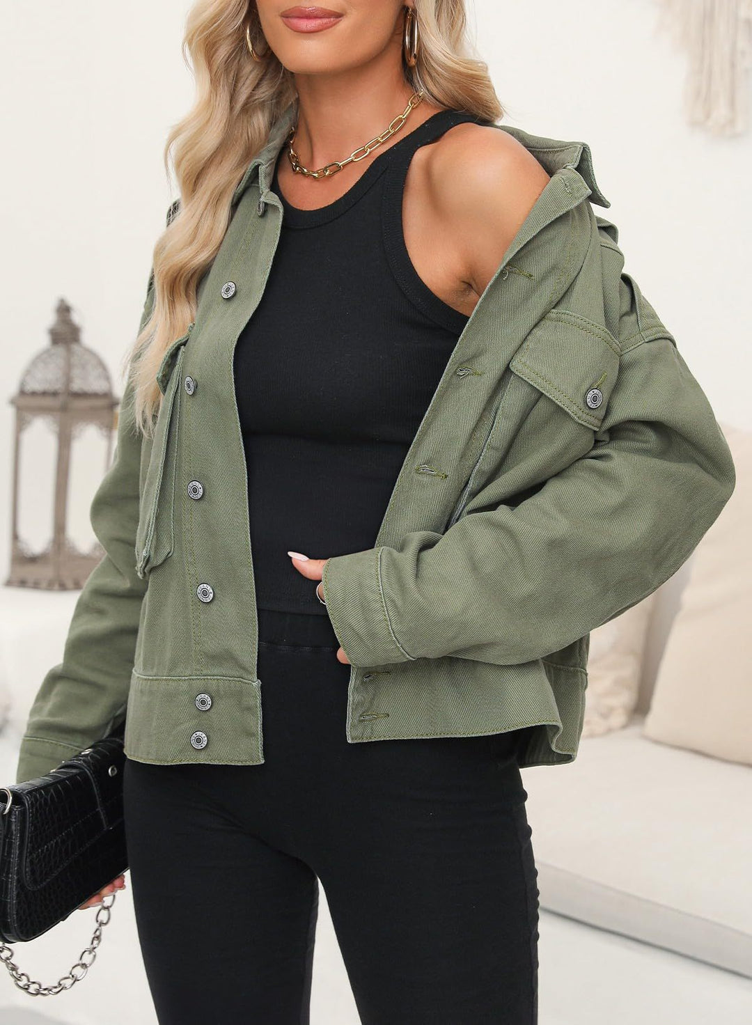 Damen nan kurze oversized Jeansjacke mit aufgesetzten Brusttaschen und krempelbaren Ärmeln EB
