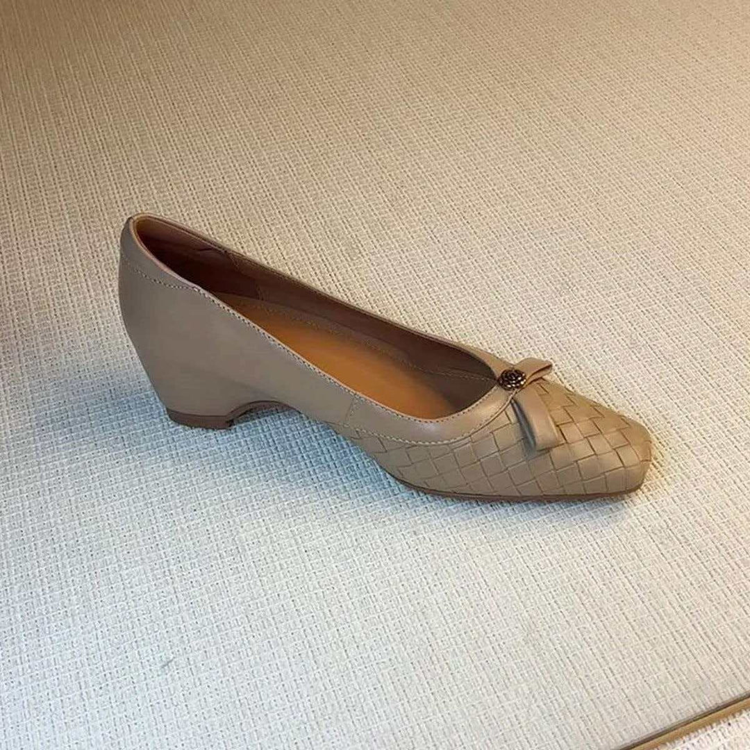 Damen Komfortable und stilvolle Ballerinas mit geflochtener Oberfläche EB