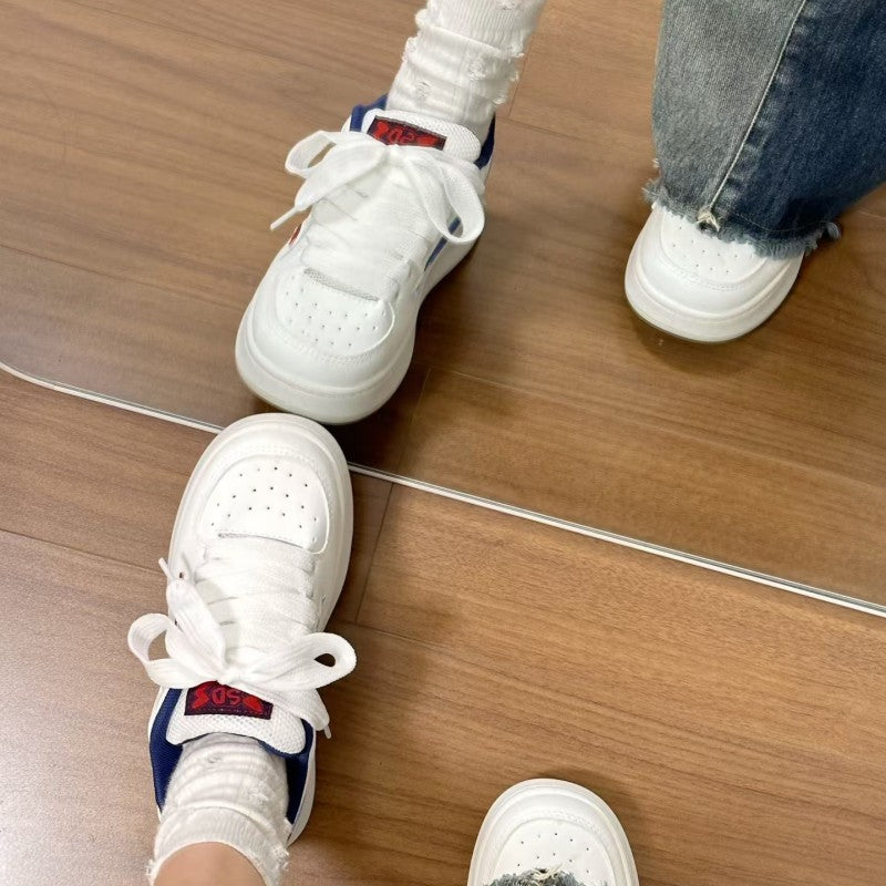 Damen modische Sneakers mit ergonomischer Sohle und farblichen Akzenten EB