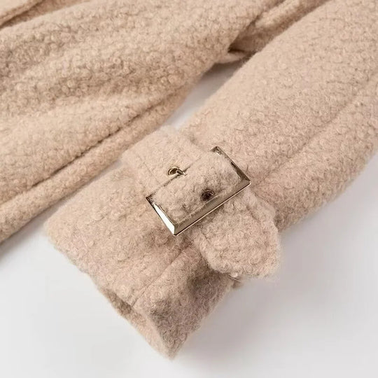 Damen eleganter und kuscheliger Wollmantel mit Gürtel und aufgesetzten Taschen EB
