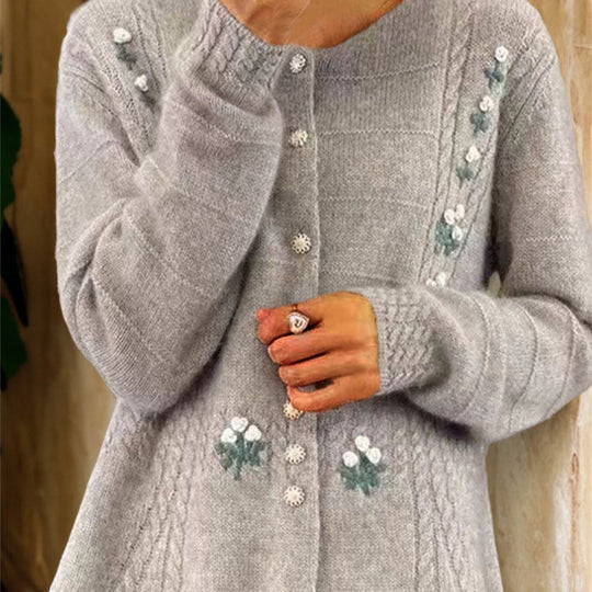 Damen nan Strickcardigan mit floraler Reliefstickerei und Zopfmuster EB