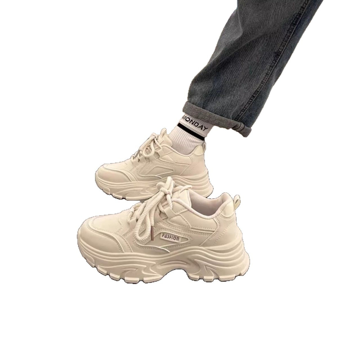 Damen Sportliche Sneakers mit robustem Profil und bequemer Dämpfung EB