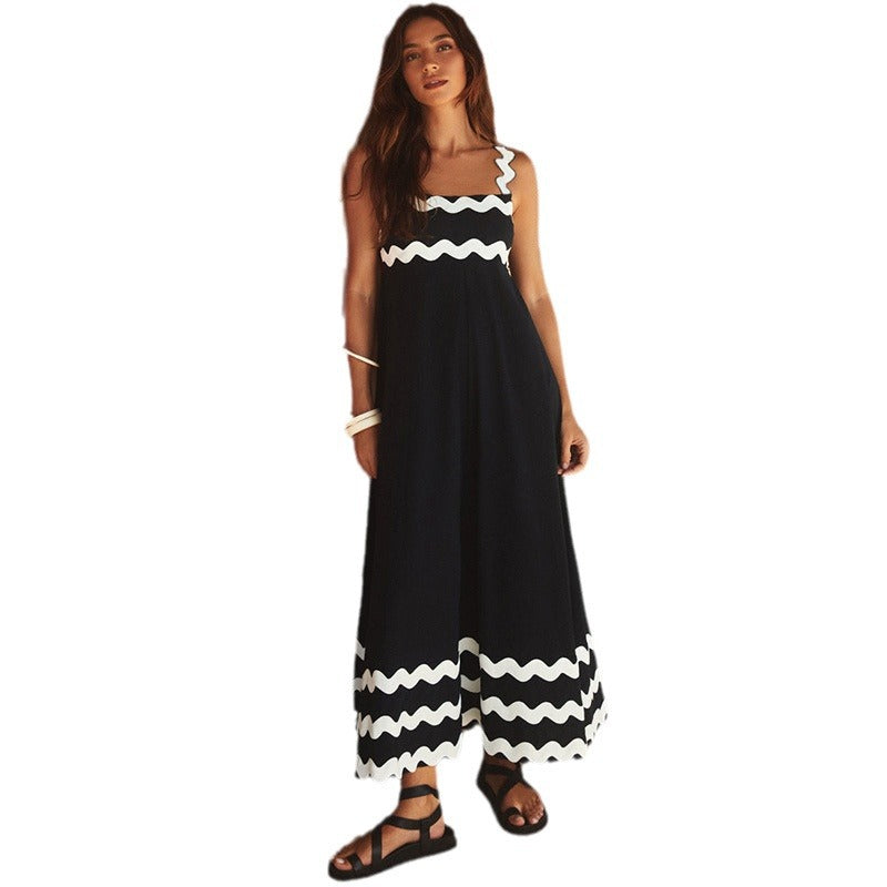 Damen Maxikleid mit elegantem Wellenmuster und fließendem Rock EB