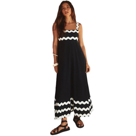 Damen Maxikleid mit elegantem Wellenmuster und fließendem Rock EB