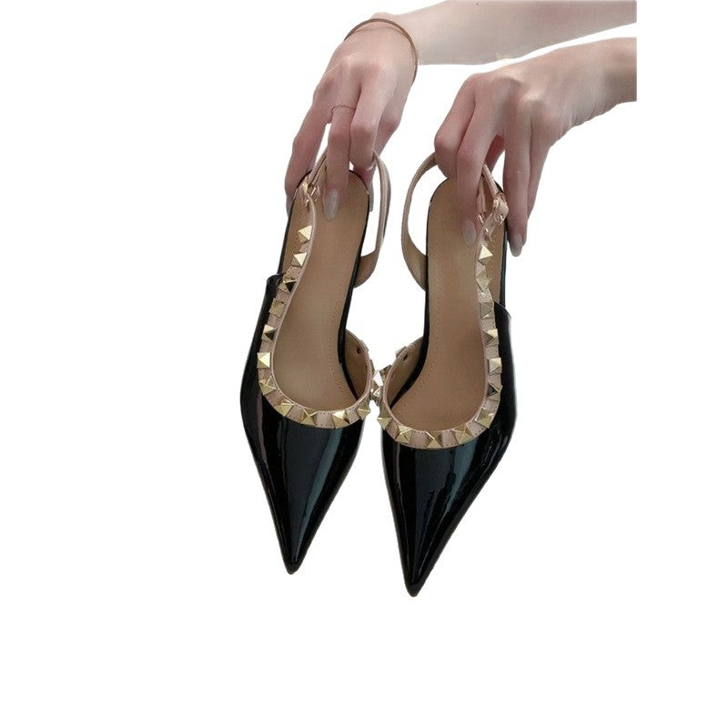 Damen Slingback Pumps mit spitzem Design und goldenen Nieten EB