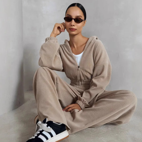 Damen nan kurzes Kapuzen-Loungewear-Set mit durchgehendem Reißverschluss, elastischem Komfortbund und gerippter Struktur EB