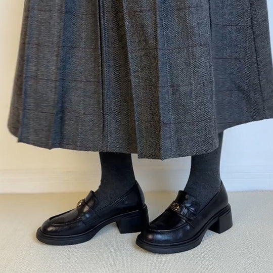 Damen elegante Blockabsatz-Schlupfschuhe mit modischem Leder EB