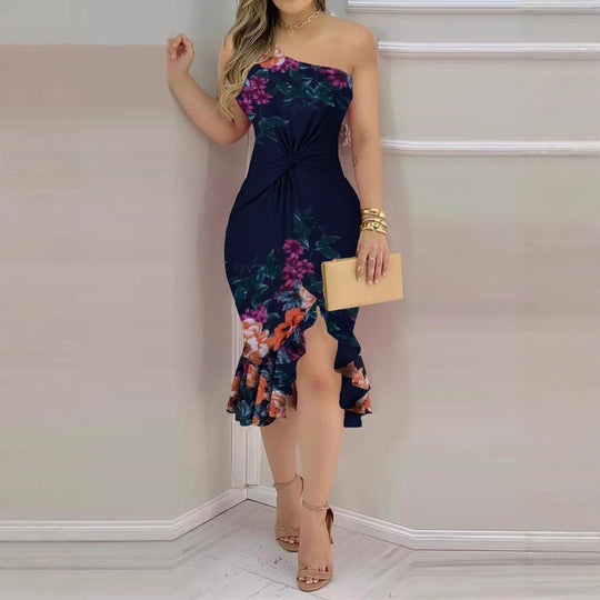 Damen Elegantes asymmetrisches Blumenkleid mit fließendem Saum und Raffung EB