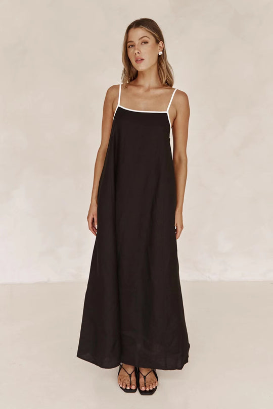 Damen Sommerliches Maxikleid mit schmalen Spaghettiträgern und fließendem Schnitt EB