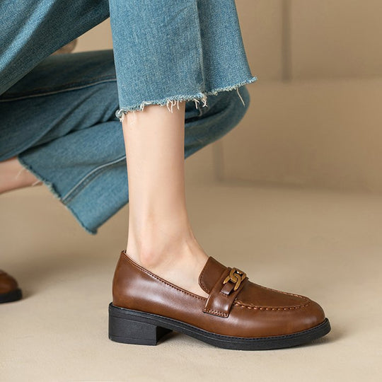 Damen Mokassins mit modischem Schnallen-Detail und komfortabler Sohle EB