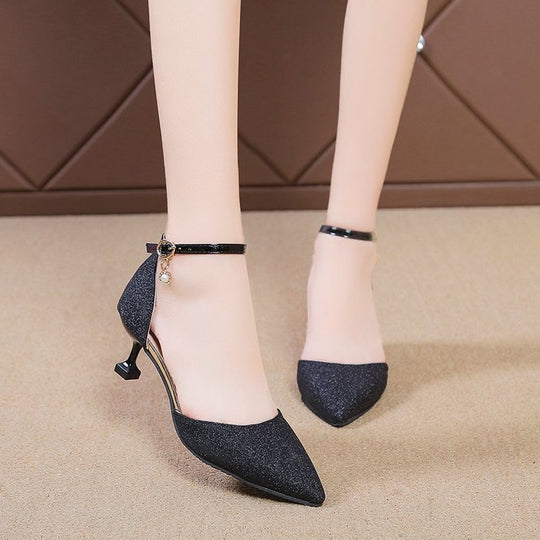 Damen elegante Glitzerpumps mit transparentem Riemen und goldener Fessel EB