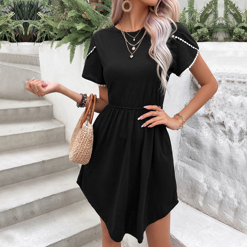 Damen Freizeitkleid mit elegantem Gummizug und dekorativen Ärmeldetails EB