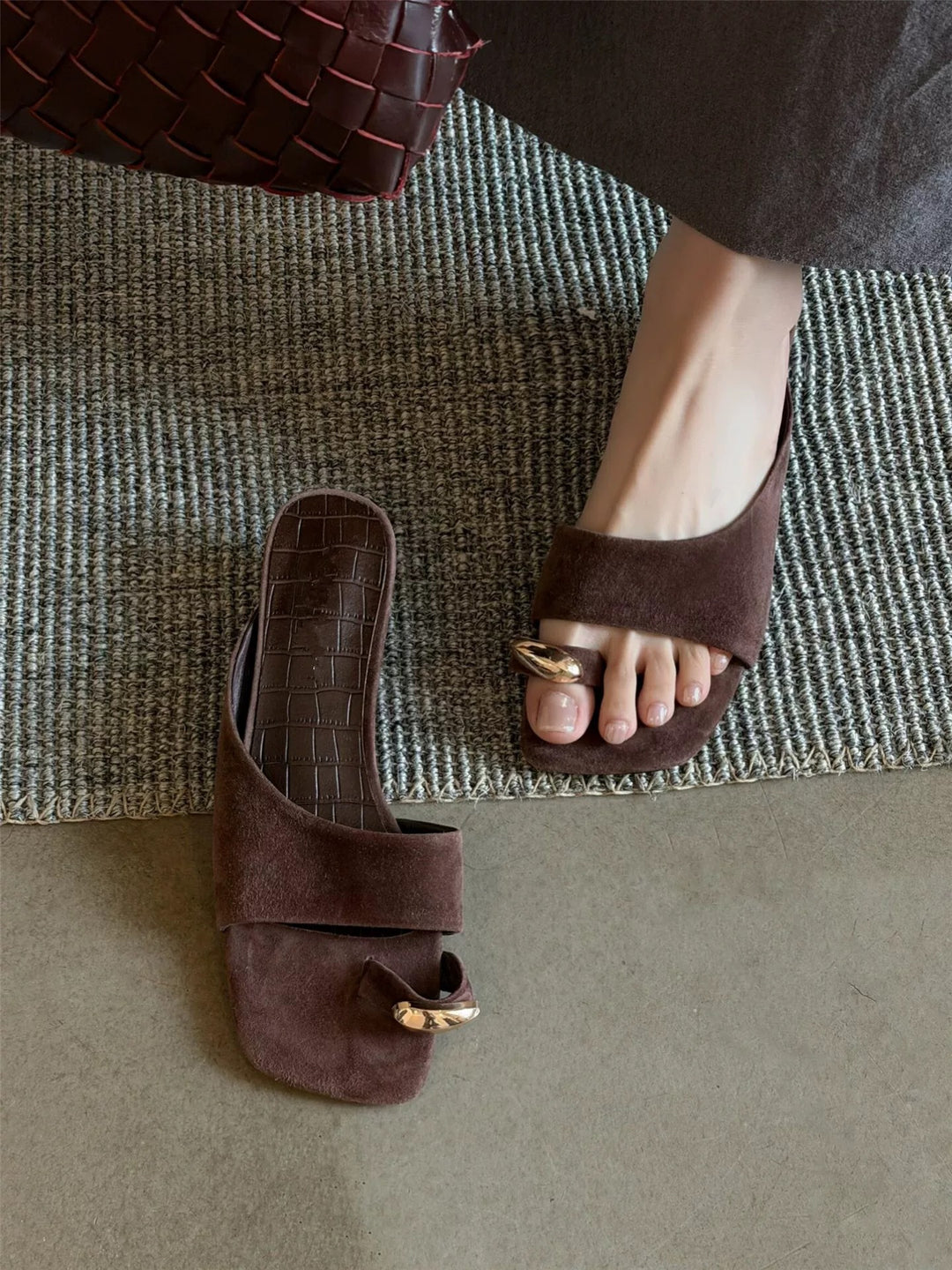 Damen Elegante Mules mit modischem Schnallenakzent EB