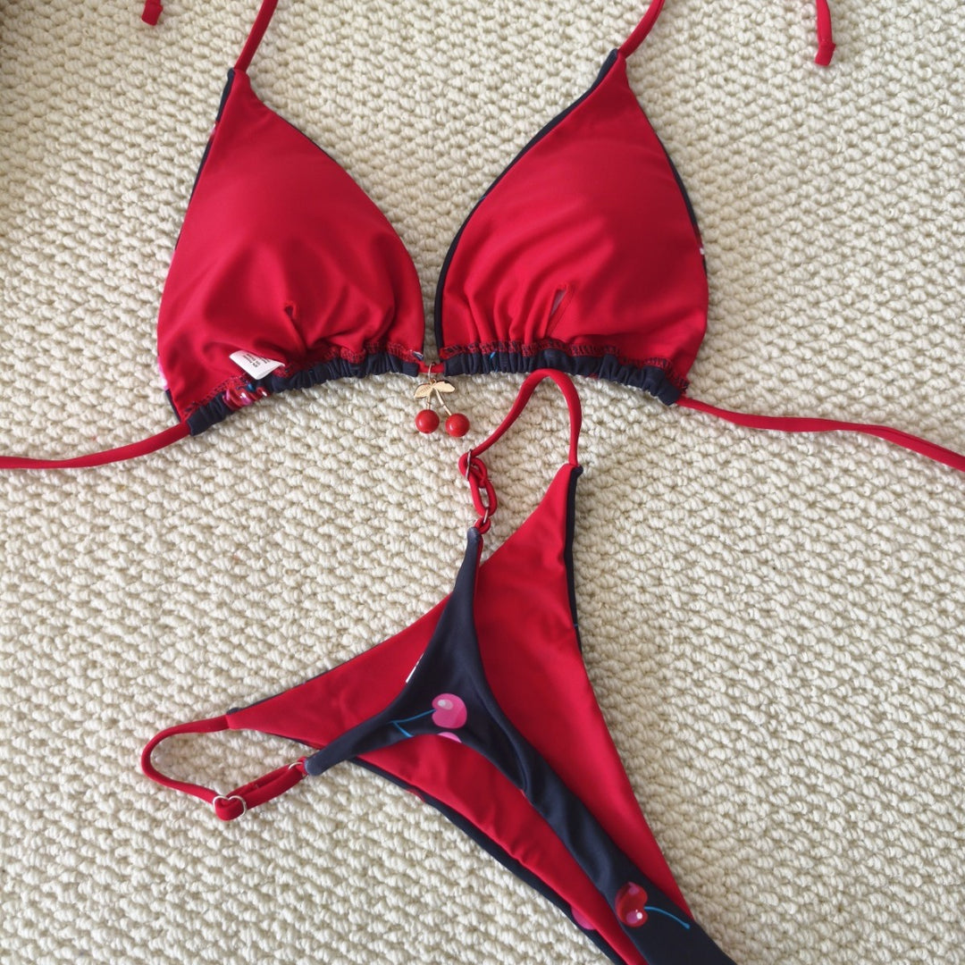 Damen Bikini-Set mit fröhlichem Kirschmuster und regulierbaren Spaghettiträgern EB