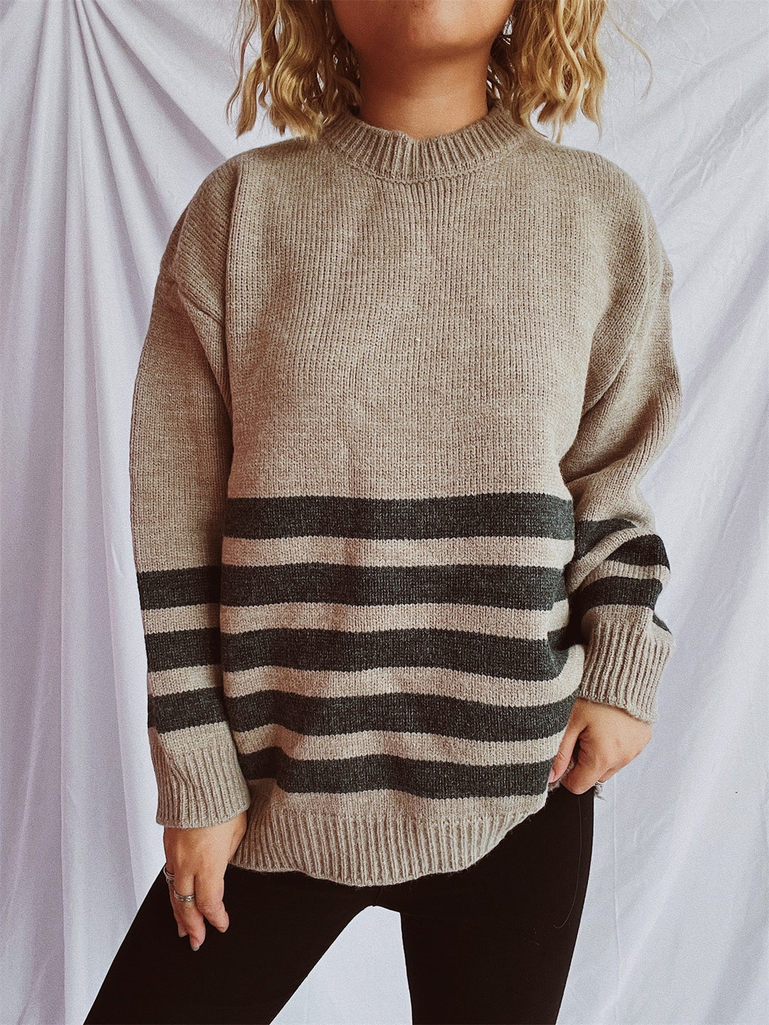 Damen lässiger Oversize-Pullover mit modernem Streifenmuster EB