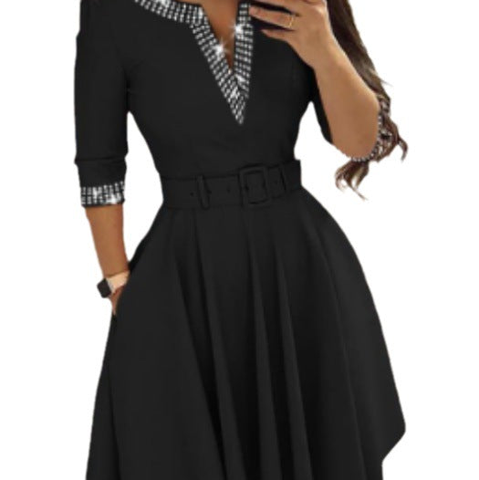 Damen Kleid mit Taillengürtel und hochwertigem Kragen EB