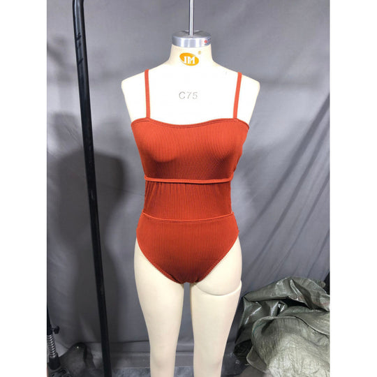 Damen Einteiler Badeanzug mit elegantem Rippendesign und figurschmeichelnder Silhouette EB