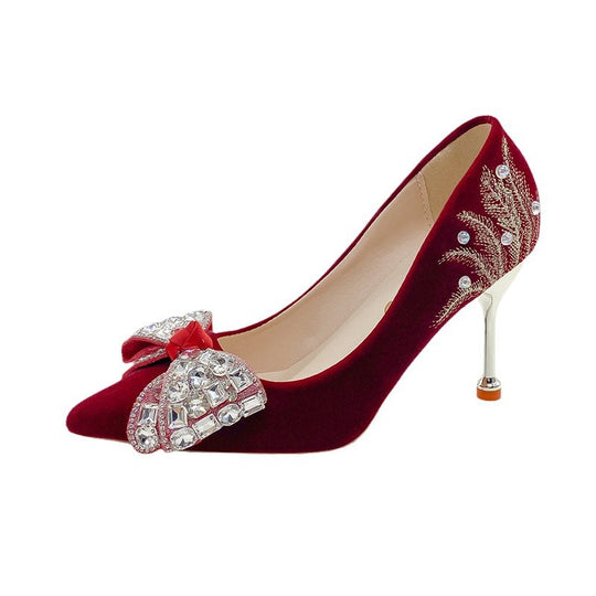 Damen Glamouröse Pumps mit funkelndem Schmuckdetail und eleganter Schleife EB