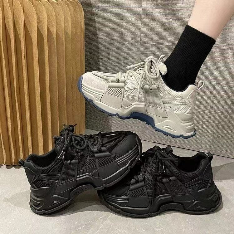 Damen Sportliche chunky Sneakers mit atmungsaktiver Oberflächenstruktur EB