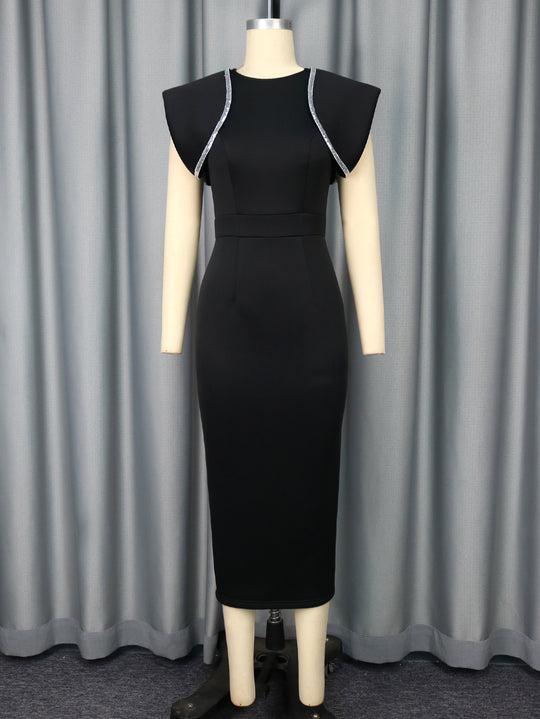 Damen figurbetontes Kleid mit dekorativen Rüschenträgern EB