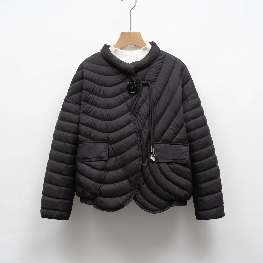 Damen modische Steppjacke mit asymmetrischem Schnitt und praktischen Taschen EB