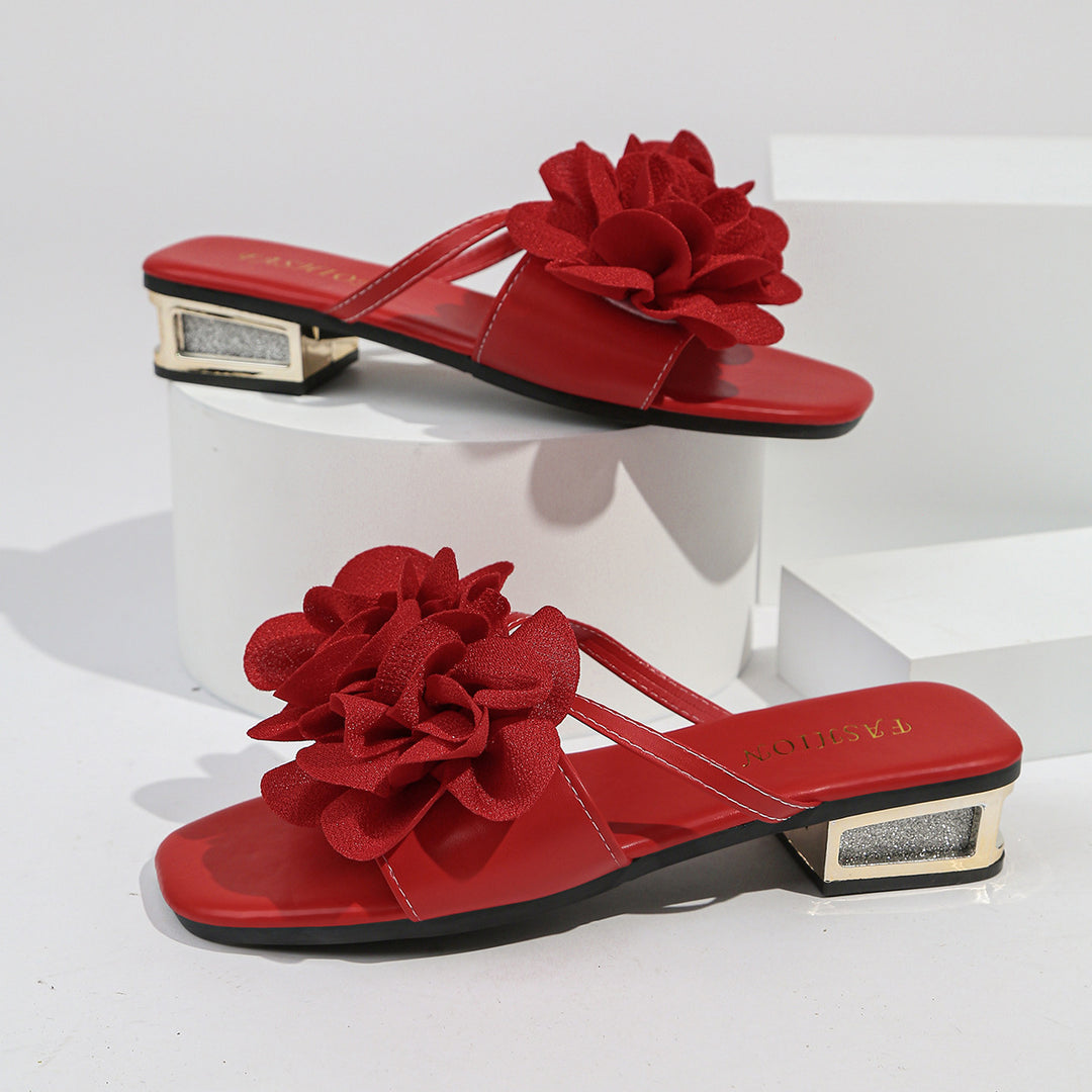 Damen Sandalen mit auffälligem Blumenapplikation und komfortablem Fußbett EB