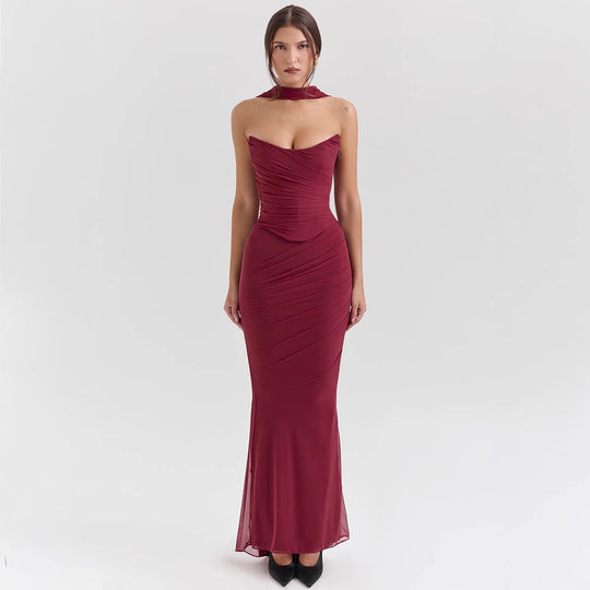 Damen Abendkleid mit schickem Dekolleté und figurbetontem Schnitt EB