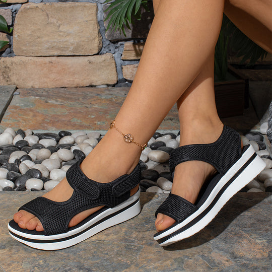 Damen Sandalen mit verstellbaren Klettverschlüssen und atmungsaktivem Obermaterial EB