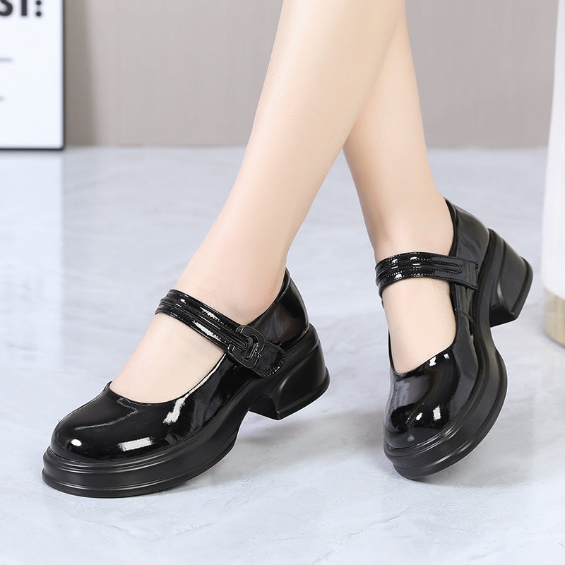 Damen Mary Jane Schuhe mit modischem Schnallenakzent und komfortablem Blockabsatz EB