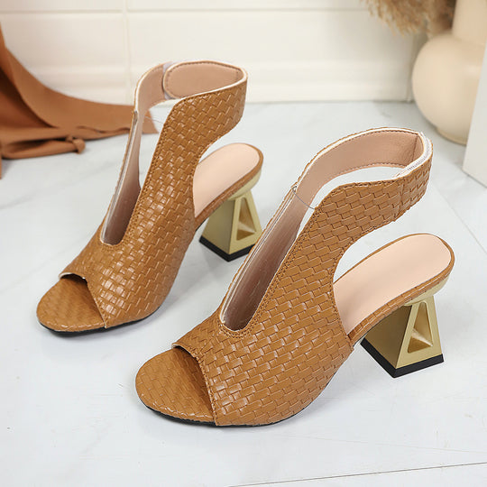 Damen Plateau-Pumps mit elegantem Riemendesign und rechteckigem Absatz EB