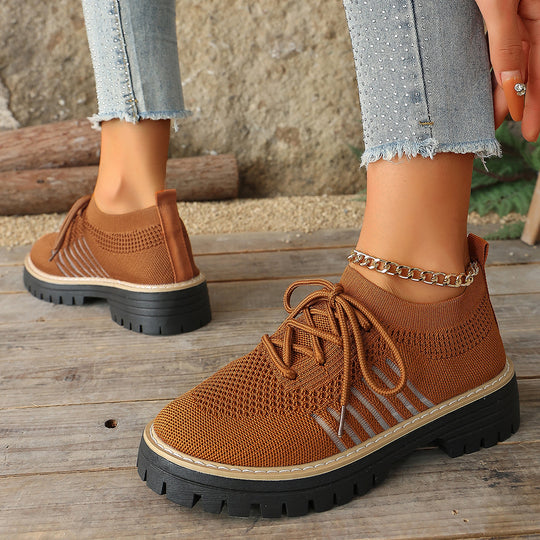 Damen Atmungsaktive Schnürschuhe mit stabiler Profilsohle EB
