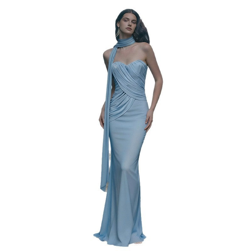 Damen Hochzeitskleid im eleganten Design mit Raffungen und Schößchen EB