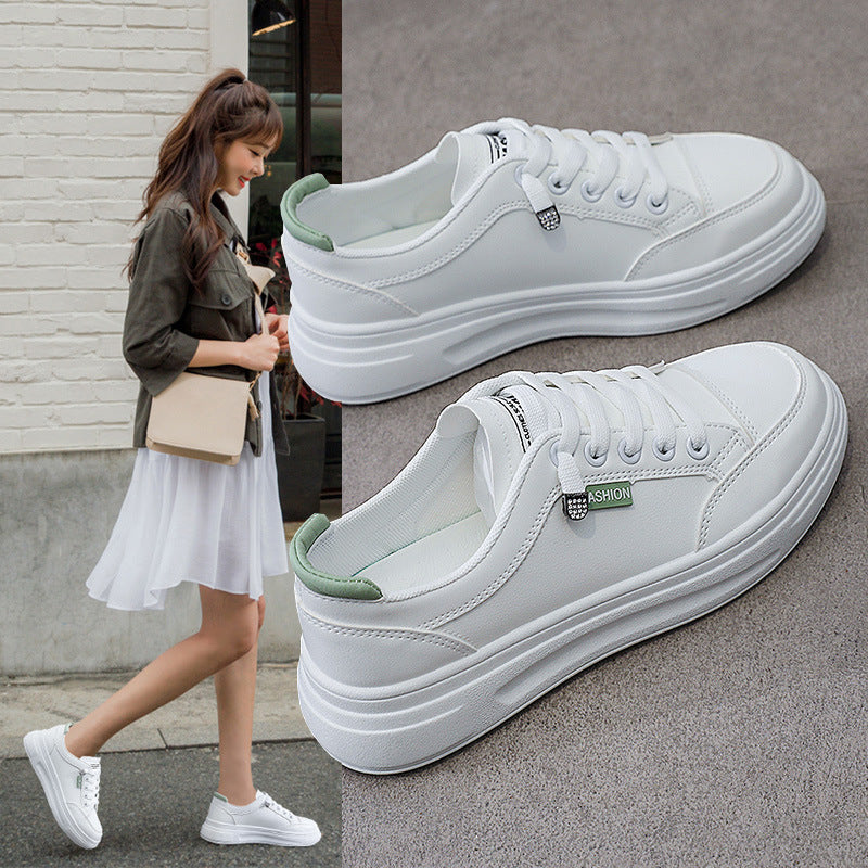 Damen Sportliche Sneakers mit hochgezogener Sohle und atmungsaktiver Mesh-Oberfläche EB