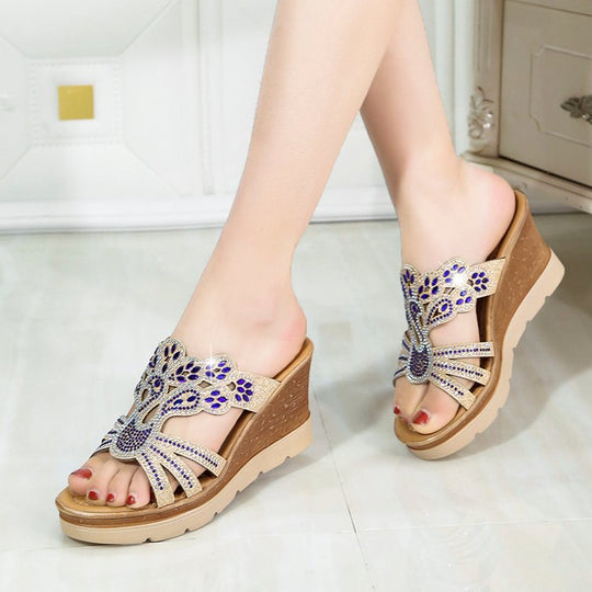 Damen Wedgesandalen mit filigranem Blumendesign EB