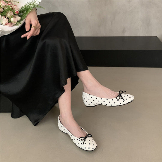 Damen Ballerinas mit verspielt gepunktetem Design und zarter Schleifenverzierung EB