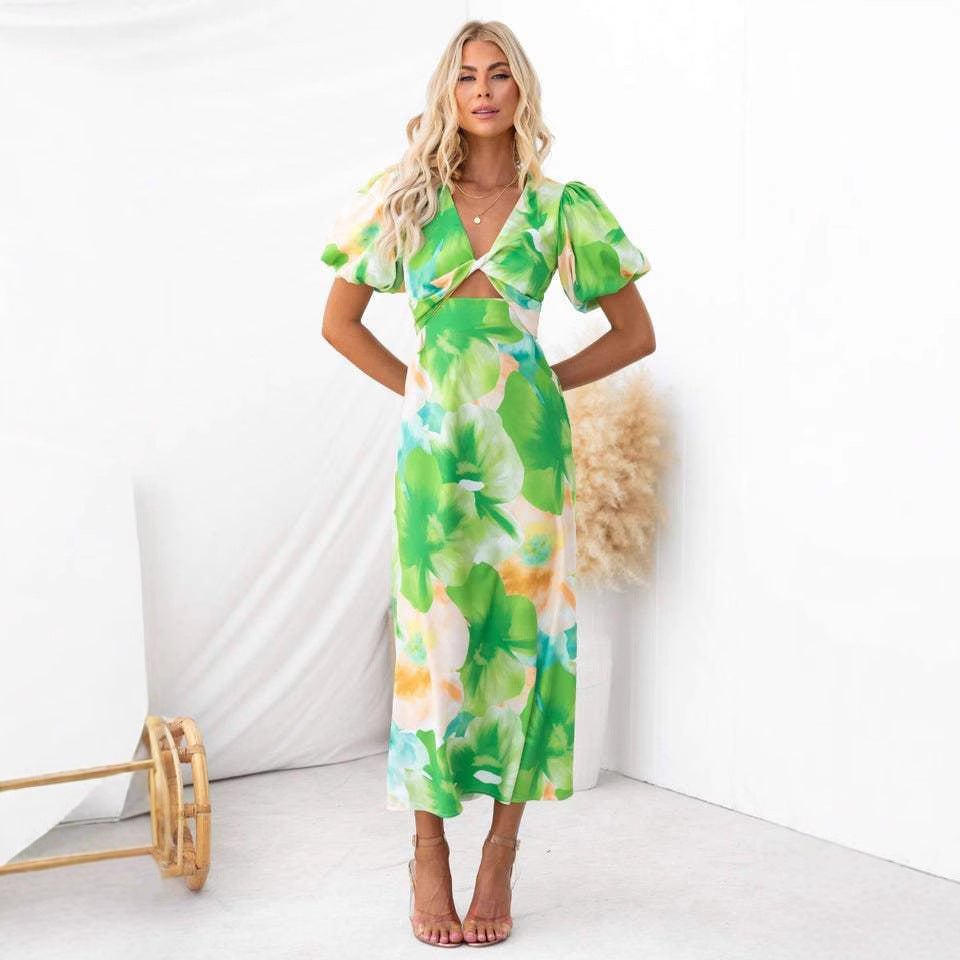Damen Maxikleid mit floralen Akzenten und effektvollem Cut-Out EB