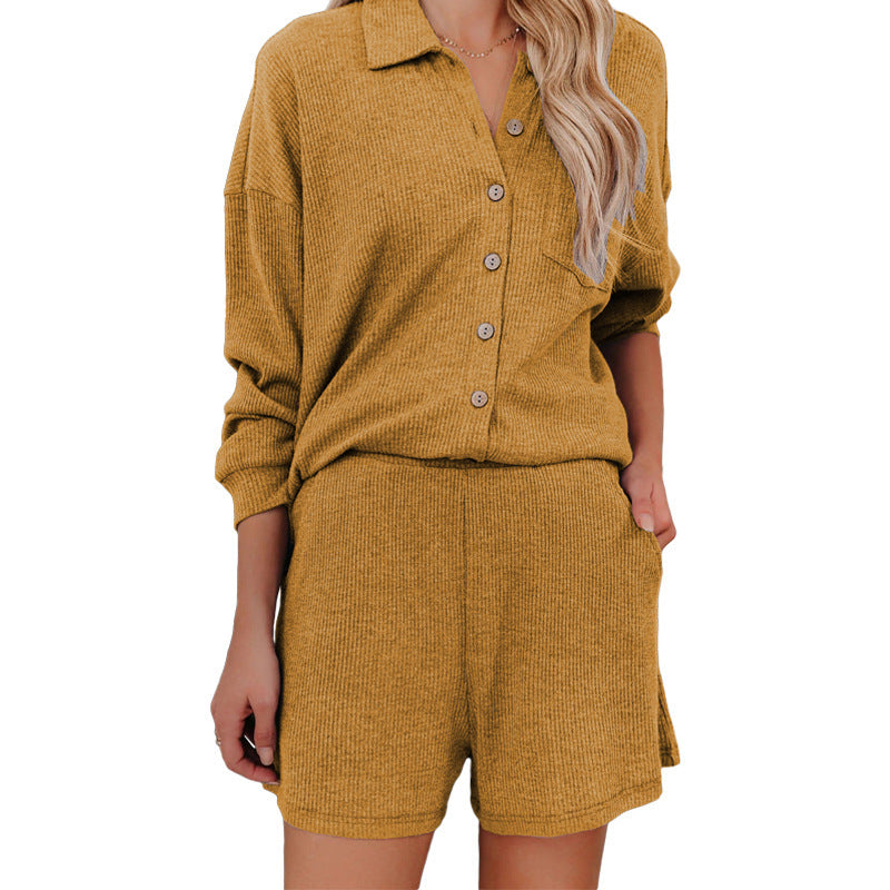 Damen Freizeitanzug mit lässiger Button-Down-Bluse und Shorts EB