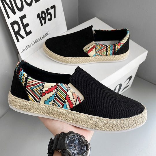 Damen Modische Slip-On Espadrilles mit buntem Ethnomuster EB