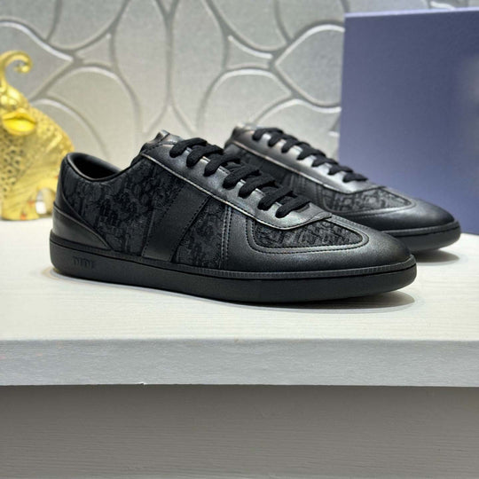 Damen Sneakers aus hochwertigem Leder mit elegantem Muster und rutschfester Sohle EB