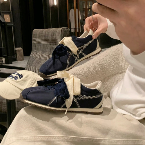 Damen Sportliche Lifestyle-Sneaker mit innovativem Schnürsystem und atmungsaktiver Sohle EB