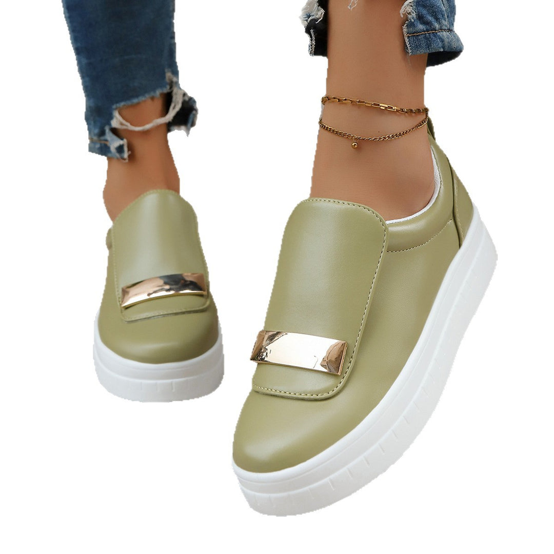 Damen Slip-On Sneakers mit glänzendem Riemen und komfortabler Sohle EB