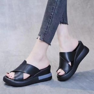 Damen bequeme Plateau-Sandalen mit elegantem Schnitt und ergonomischer Fußbettgestaltung EB