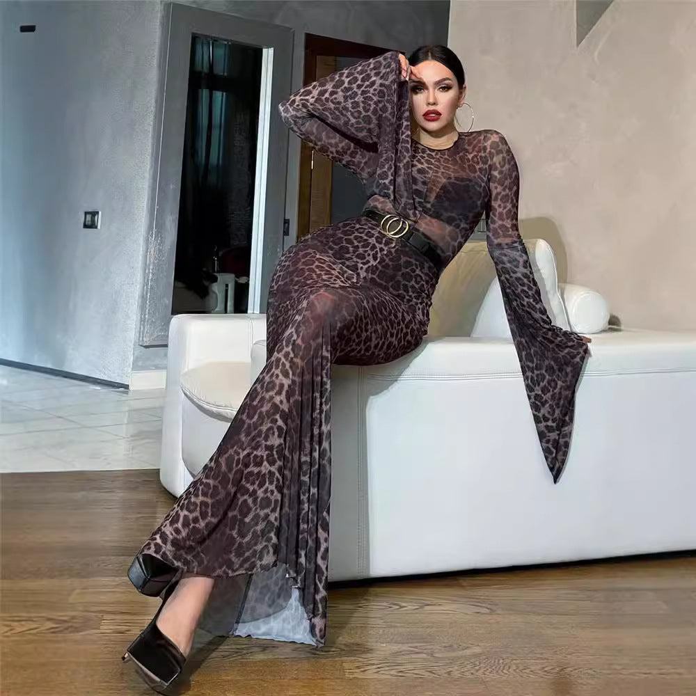 Damen Elegant schimmerndes Maxikleid mit langen Ärmeln und Leopardenmuster EB