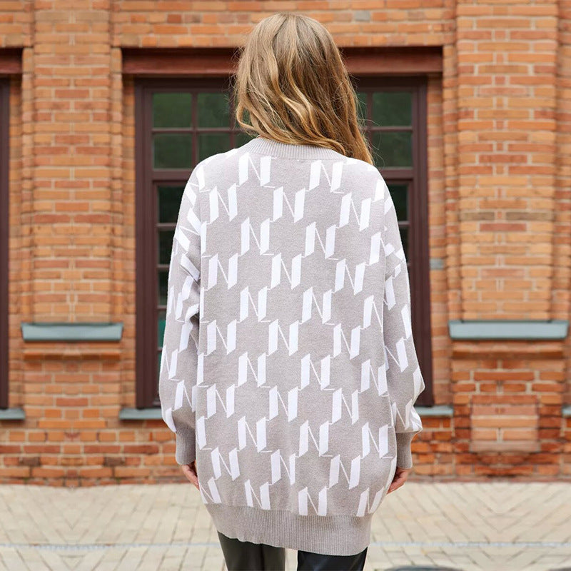 Damen Oversized Strickcardigan mit V‑Ausschnitt, Knopfleiste und Eingrifftaschen EB