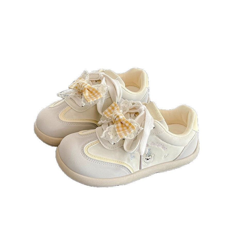 Damen Sneakers mit verspieltem Rüschendetail und rutschfester Sohle EB
