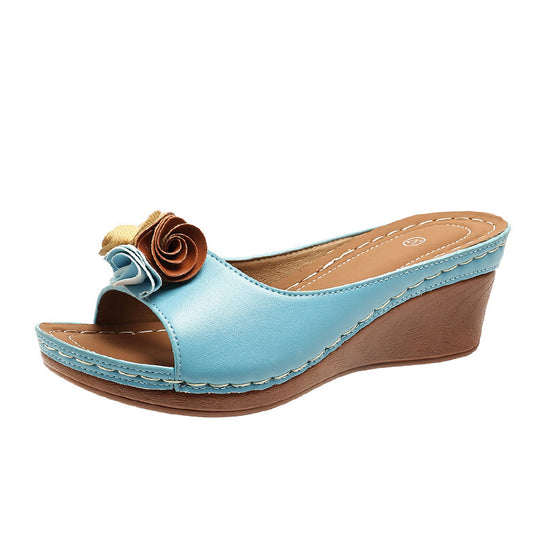Damen Elegante und komfortable Sandaletten mit floralem Design EB