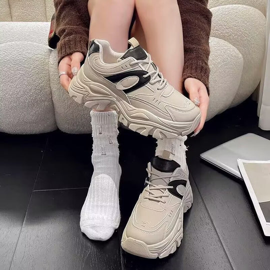 Damen Sportliche Chunky Sneaker mit stabiler Sohle EB