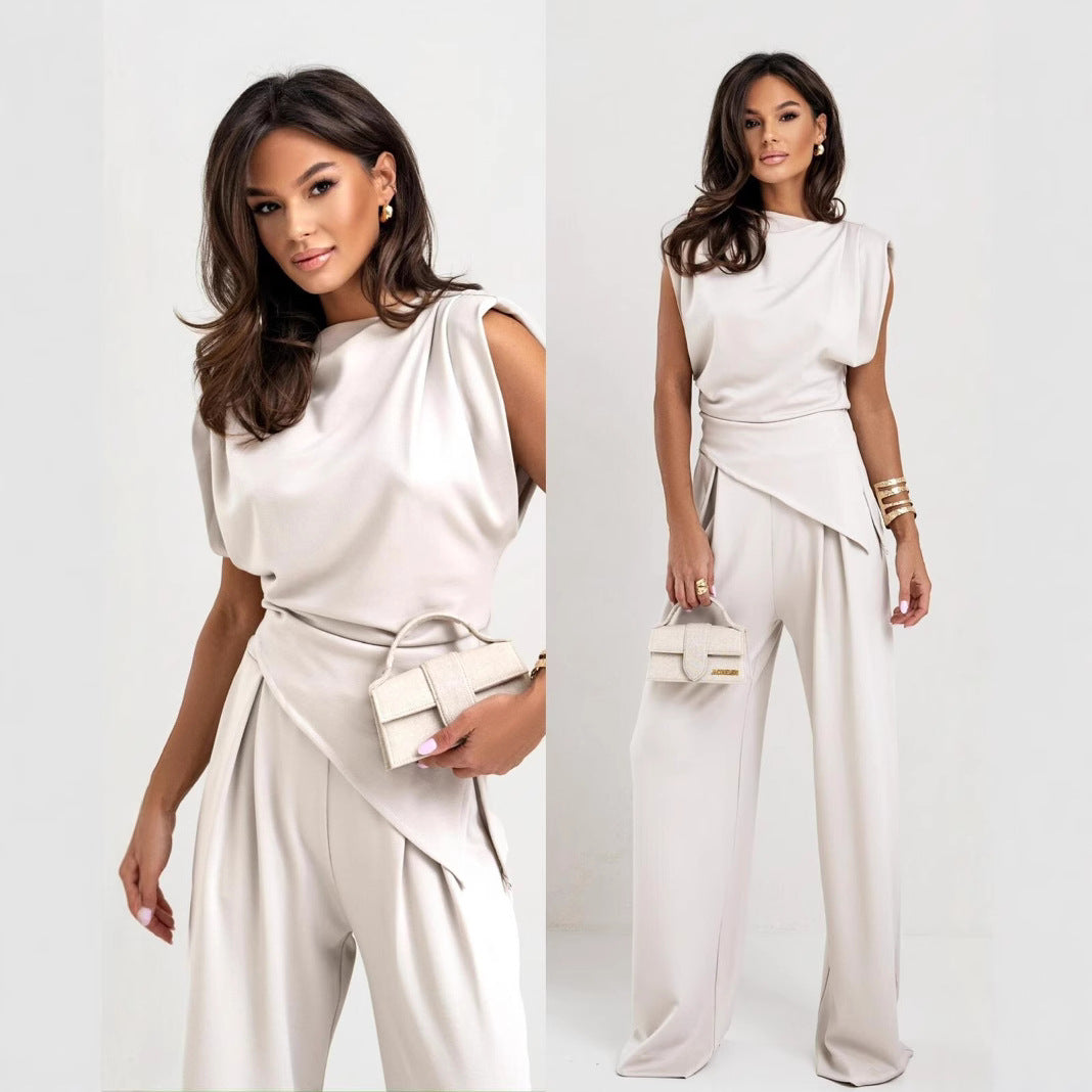 Damen eleganter Jumpsuit mit asymmetrischem Schnitt und hochmodernem Design EB