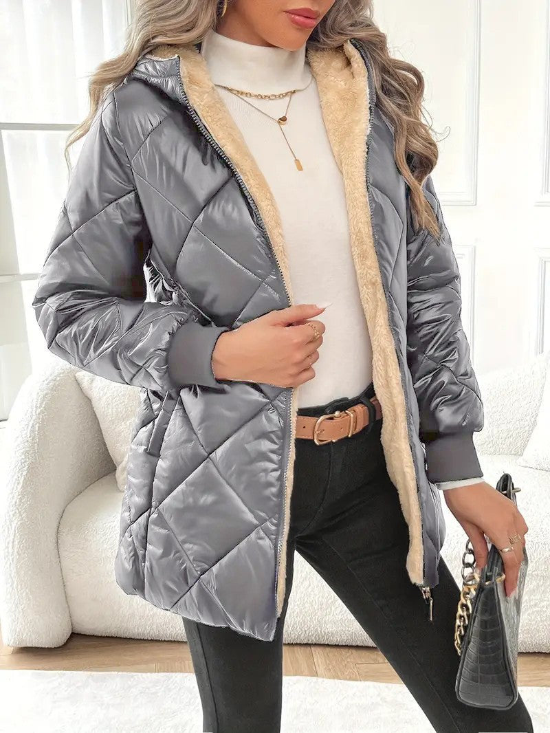 Damen Steppjacke mit Teddyfutter und Kapuze EB
