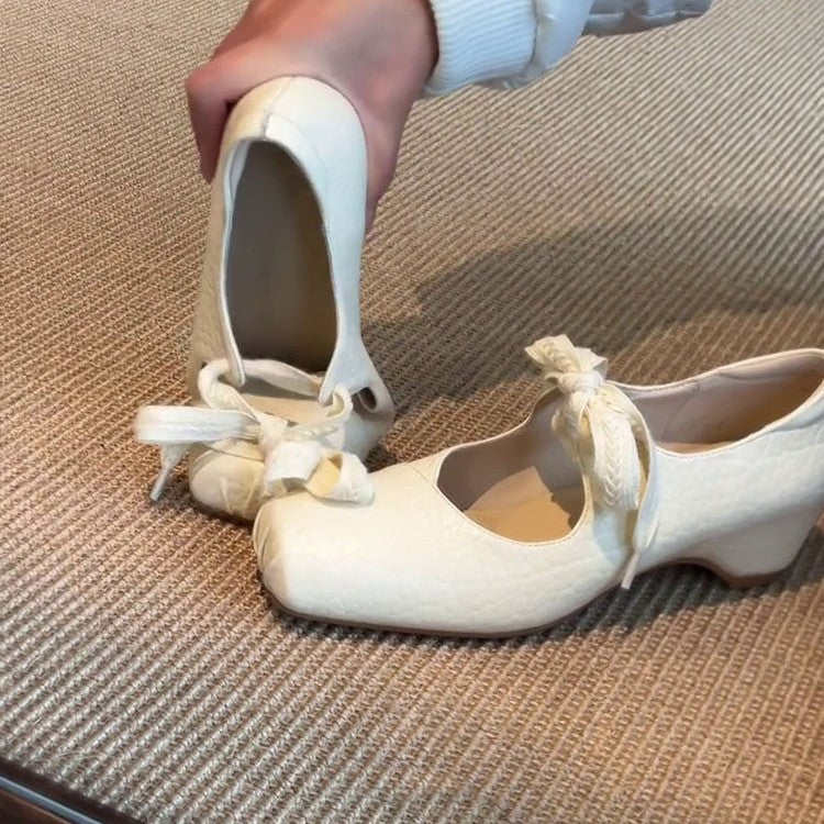 Damen Ballerina-Schuhe mit dekorativem Schleifenakzent und bequemer Fußbettgestaltung EB